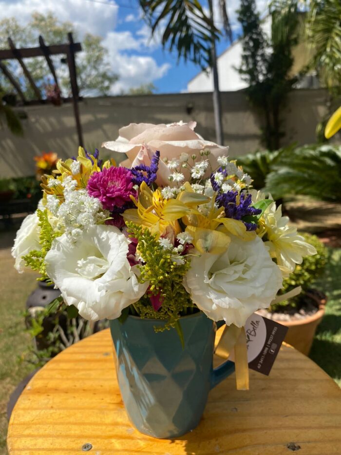 Caneca com flores - Imagem 2